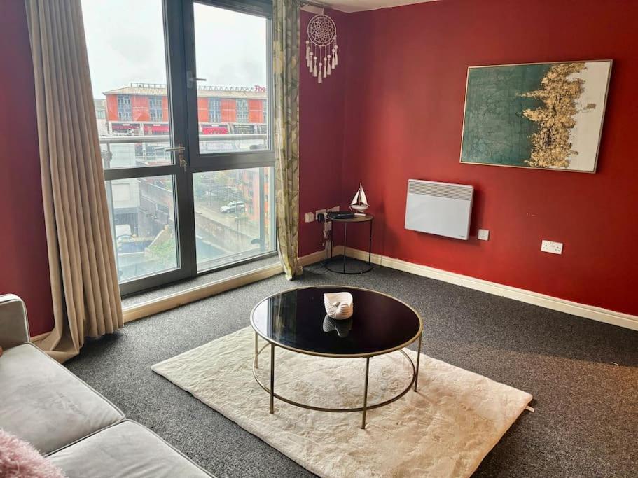 Luxury Apartment In The Heart Of Birmingham City! Exterior foto